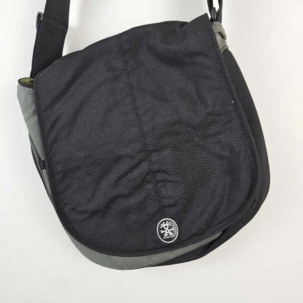 Crumpler luncheon laptop
